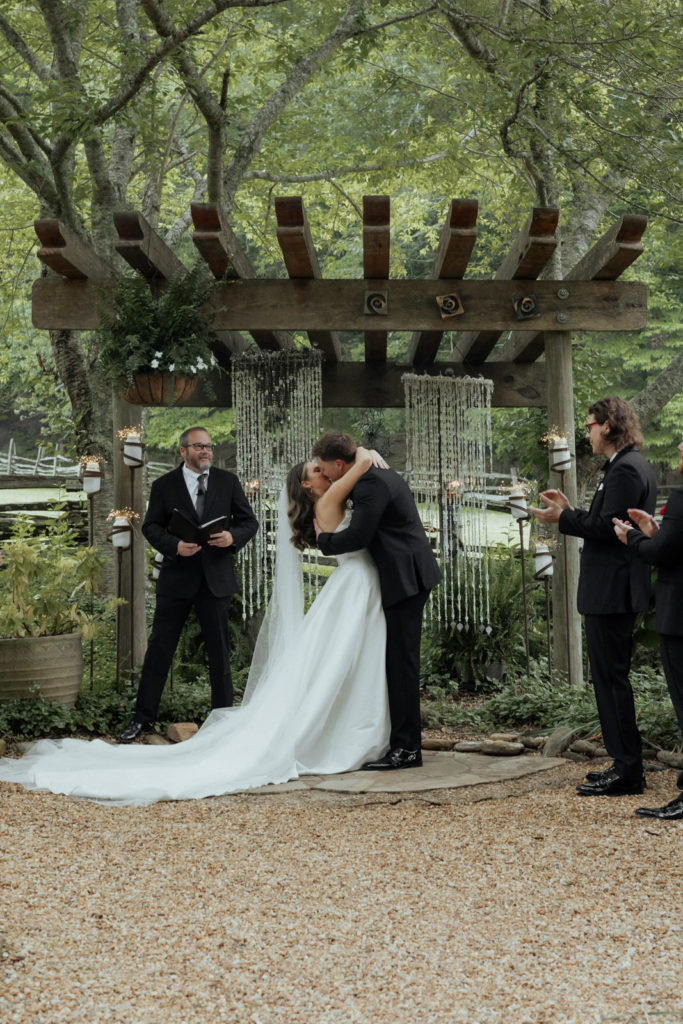 Wedding ceremony at Neverland Farms